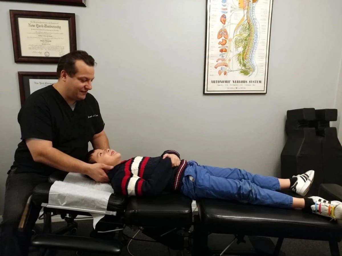 Cucci Chiropractic Marks 25 Years of Service, Adds Spanish-Language Intake Forms