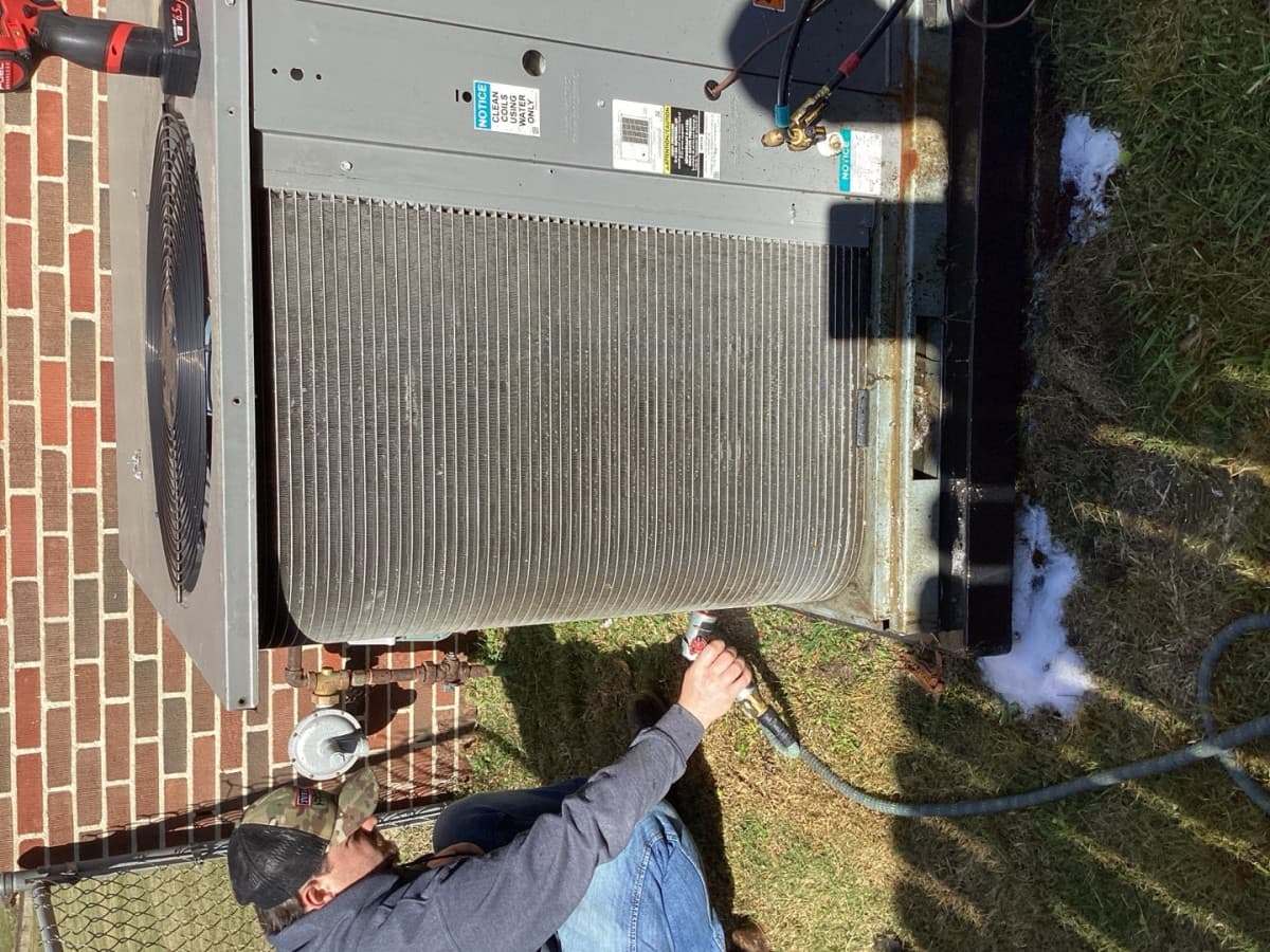 Family-Owned HVAC Company Earns Chamber Honor in Central Alabama