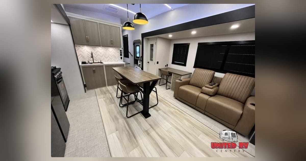 United RV Showcases Entegra Vision XL Motorhomes and Used RVs in Georgia